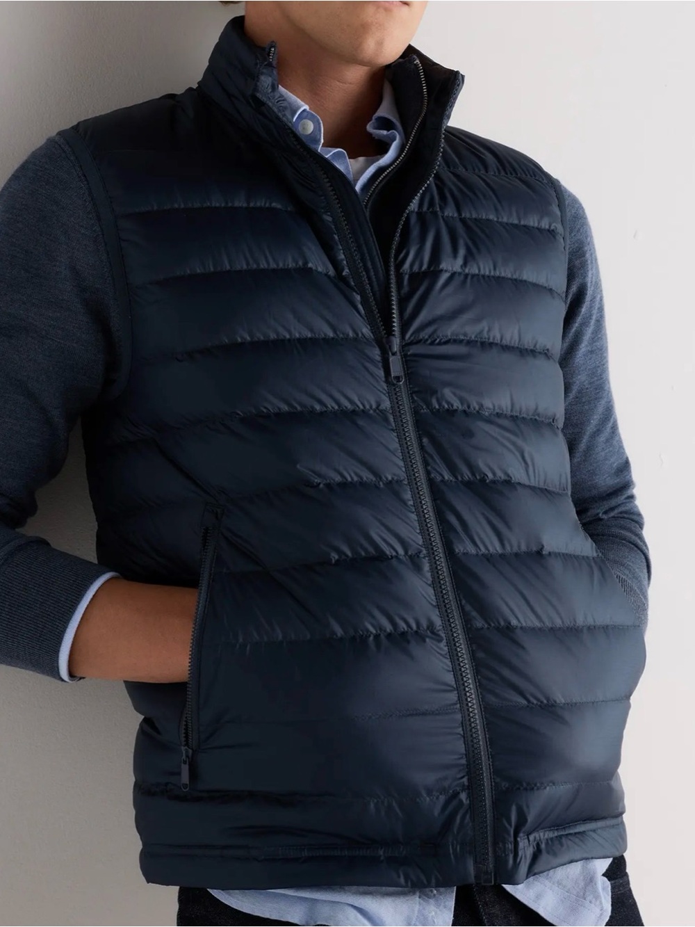 Quince Men’s Navy Puffer Vest - Picture 2 of 5